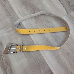 Women's Streets Ahead 1984 Yellow Leather Belt Silver Buckle Medium